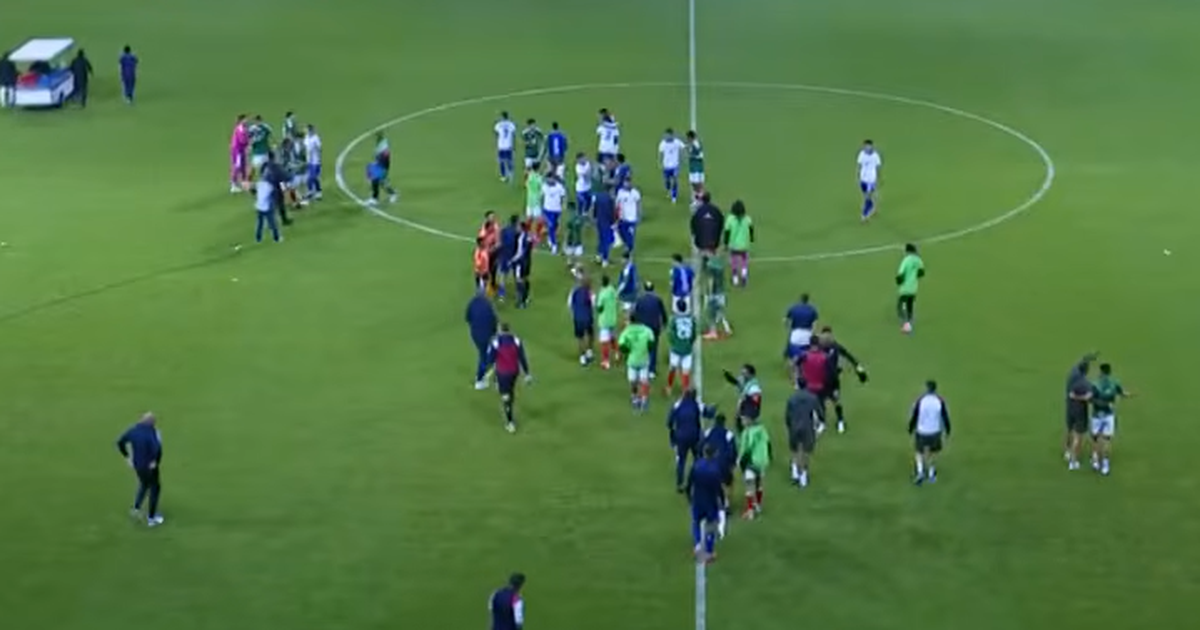 VIDEO  Serbia  çoroditet  dhe shënon në portën e saj  Meksika  shkërmoq  serbët mes spektaklit të 6 golave