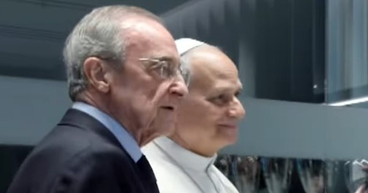VIDEO  Dy sezone pa trofe dhe shumë  përplasje   Papa i Vatikanit  bekon  Realin e presidentin Perez