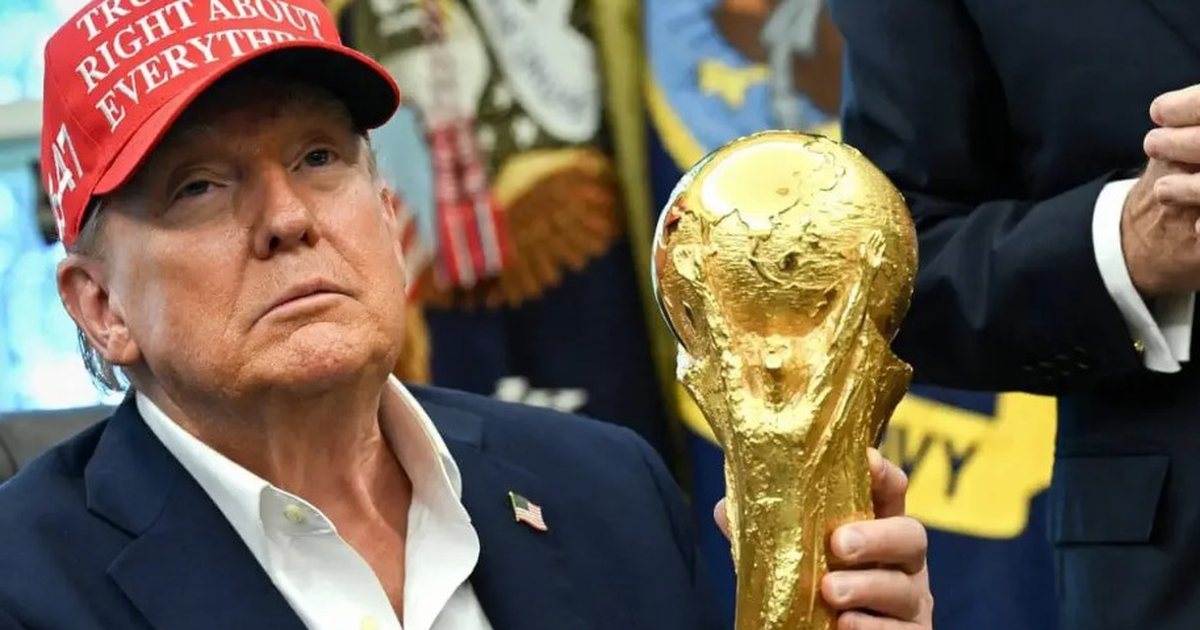 3 karton të kuq që ndeshjen e parë  vjen reagimi EPIK nga Presidenti Trump  I kam parë të gjitha e Kupës së Botës  por 