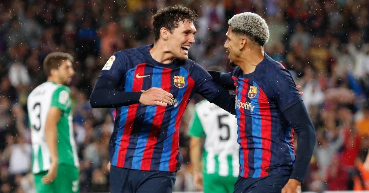E KRYER  Barcelona i  surprizon  tifozët e saj  vjen akordi me mbrojtësin që ishte pranë largimit