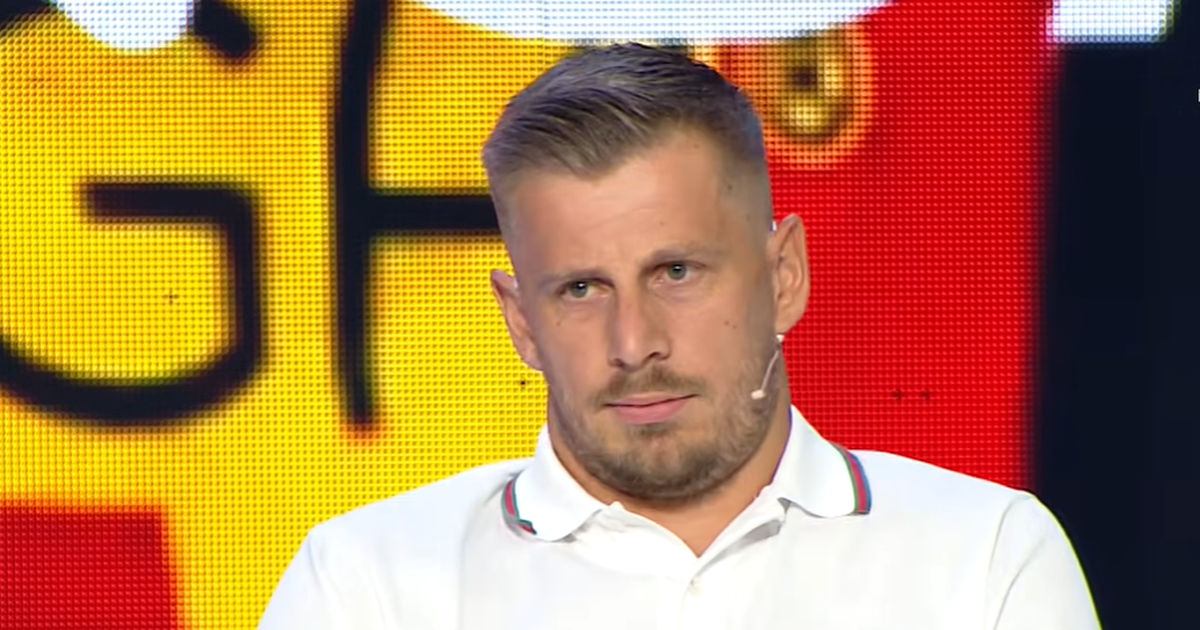  Nëse ky klub do të më kërkonte  s do mendohesha dy herë   Ylber Ramadani nxjerr të  palarat  e futbollistëve të Kombëtares  Vajzat shkojnë më shumë pas   