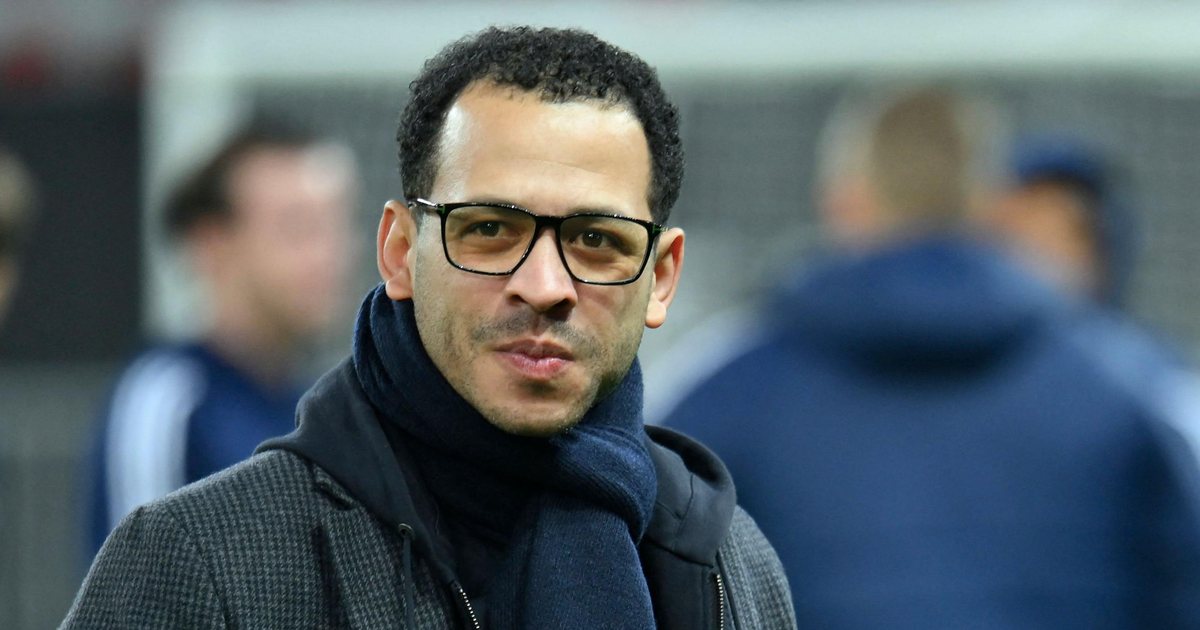 Qëndroi vetëm 3 muaj në Premier League  trajnerit  dështak  i ofrojnë stolin te    Parisi