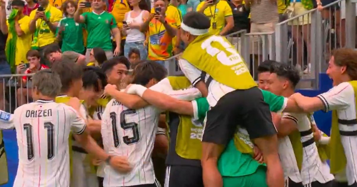 LIVE  Japonia  trondit  Brazilin  5 herë kampionët e Botës pa  busull  në fushë  VIDEO 