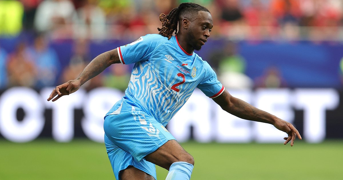 Wan Bissaka dominon në Botëror  asnjë kundërshtar nuk e kaloi me driblim