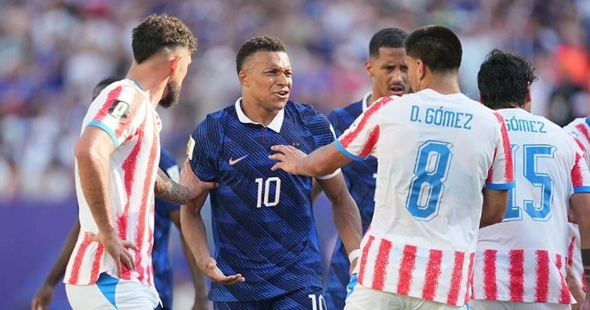  Djersitën  për fitoren që iu siguroi çerekfinalen  Kylian Mbappe nuk kursehet për paraguaianët  Nuk kishin ardhur për futboll  por ia treguam vendin 
