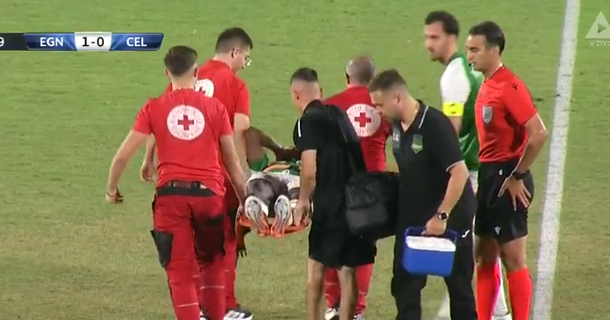 LIVE  Tronditet trajneri Nevil Dede  titullari absolut largohet nga fusha me barelë  VIDEO 