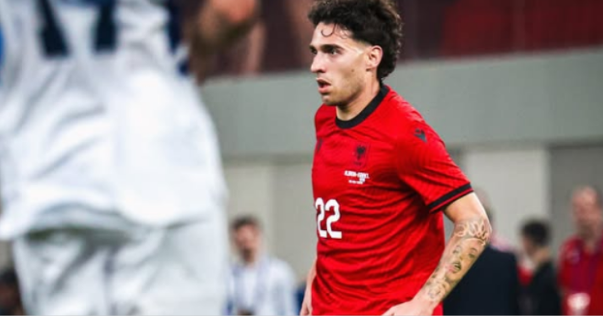 ZYRTARE  Nuk ka më  histori   Luis Hasa prezantohet te skuadra e re