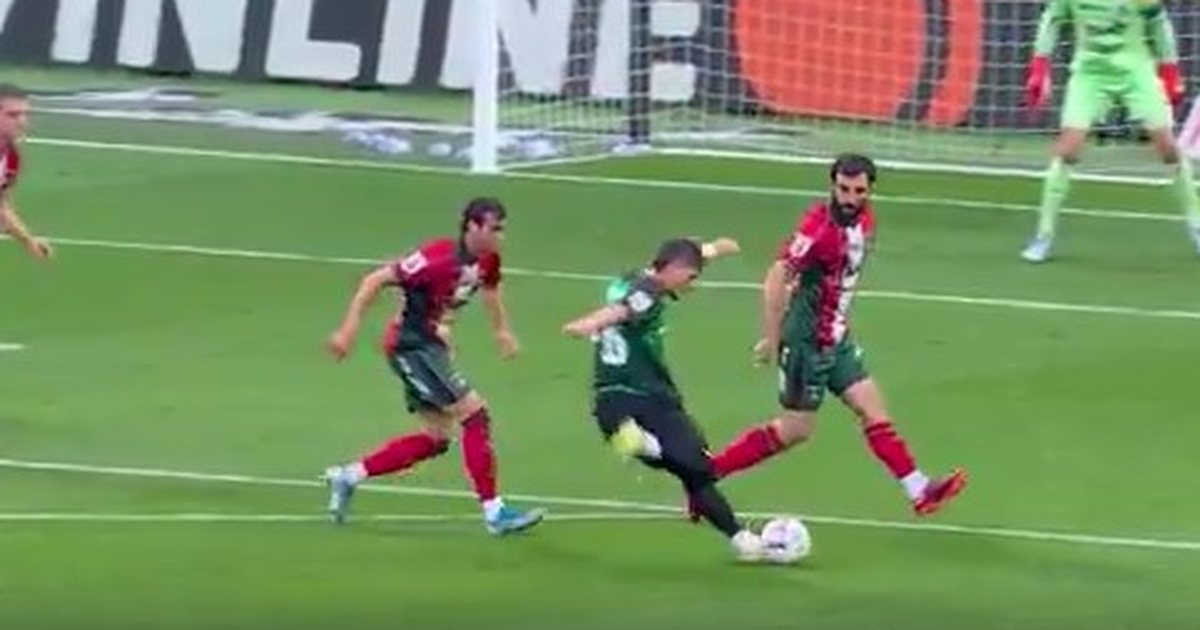 VIDEO  U shit për shifrën rekord nga Flamurtari  ish i Superiores  çan rrjetën  me eurogol në debutimin e tij në Rusi