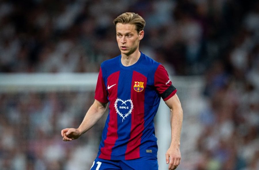 Paga nuk do të ndryshojë, Barcelona i propozon Frenkie de Jong