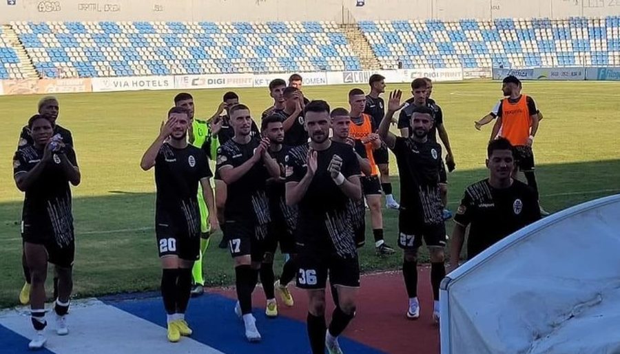 “Koha për të zbritur në fushë”, Laçi nis