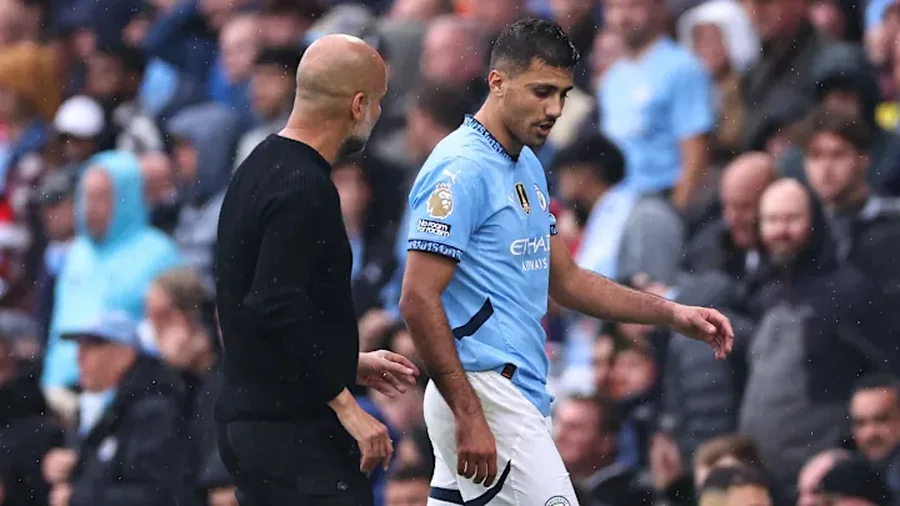 VIDEO/ Rodri u rikthye  në stërvitje pas 5 muajsh, Pep Guardiola