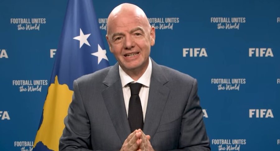 Presidenti i FIFA-s mesazh futbollit në Kosovë: E ardhmja