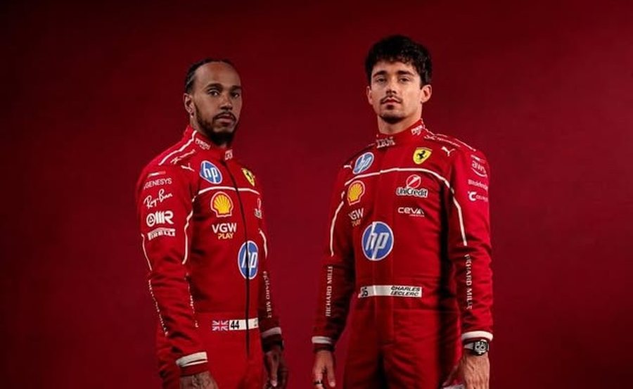 Hamilton dhe Leclerc si modelë, Ferrari prezanton uniformat për vitin