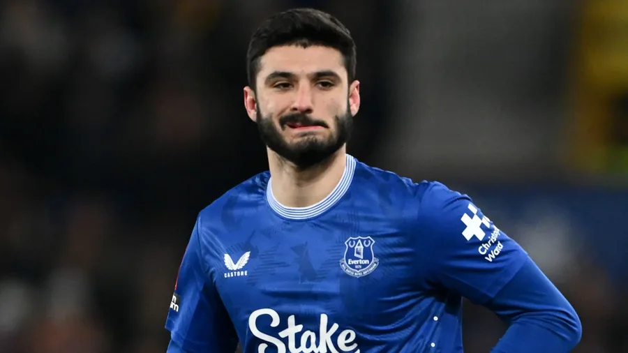 Nuk luajti ndaj Chelsea, trajneri Moyes merr vendimin e BEFASISHËM për