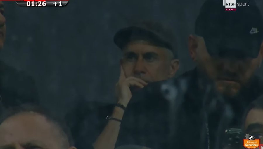 FOTOLAJM/ Sylvinho në “aksion”, trajneri i Kombëtares