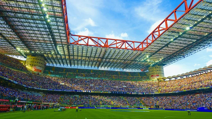 Vendoset një rekord historik në futbollin italian, biletat e shitura