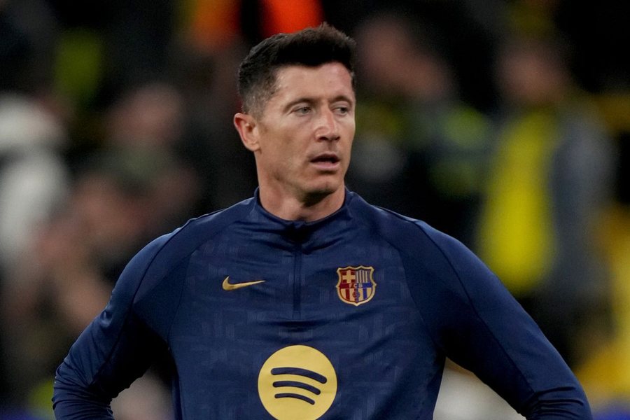 Barcelona u eliminua mes drithërimash, Lewandowski mesazh tifozëve