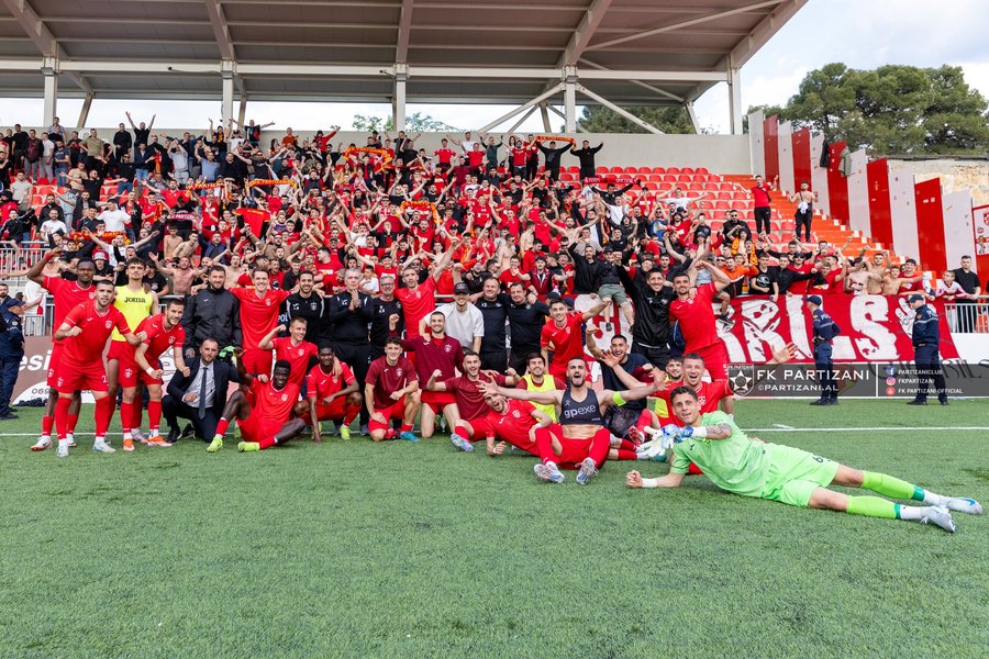 Partizani SURPRIZON në rrjetet sociale, uron për trofeun