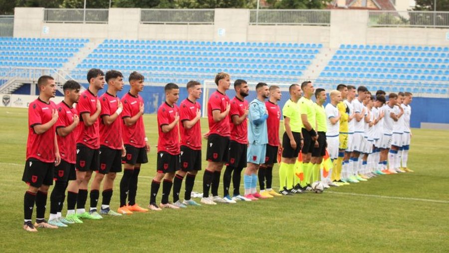 ZYRTARE/ Aventurë e re për portierin shqiptar, gardiani firmos me