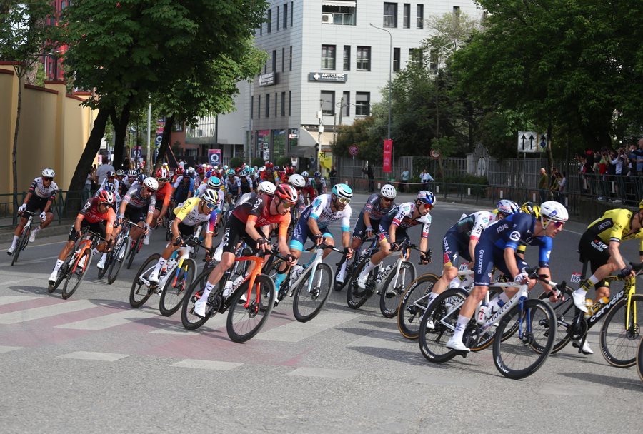 Përfundon etapa e parë e garës “Giro D’Italia”,