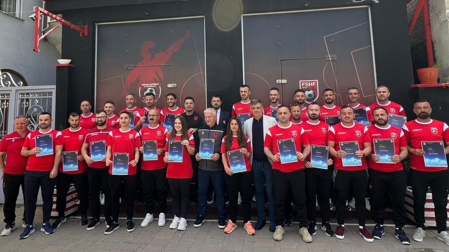 Mbyllet me sukses edicioni i parë i kursit për trajnerët e
