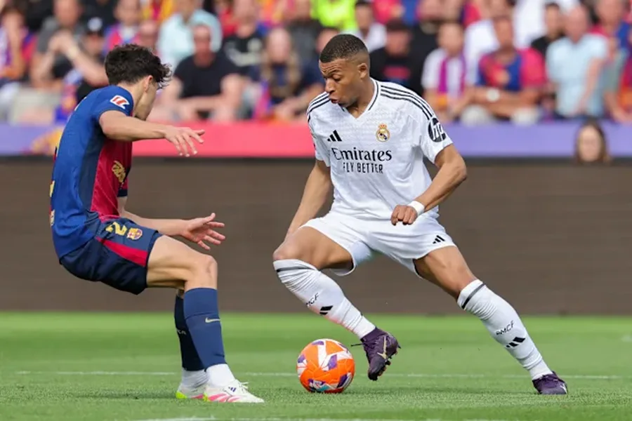 Reali humbi kundër Barcelonës, por Mbappe “fshinë”