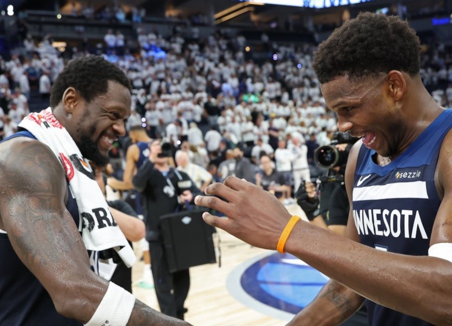 Boston Celtics bën hapin e madh drejt gjysmëfinaleve, Minnesota