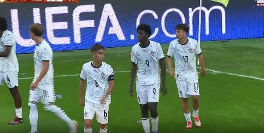 VIDEO/ Europiani U-17 nuk nis në mënyrën më të