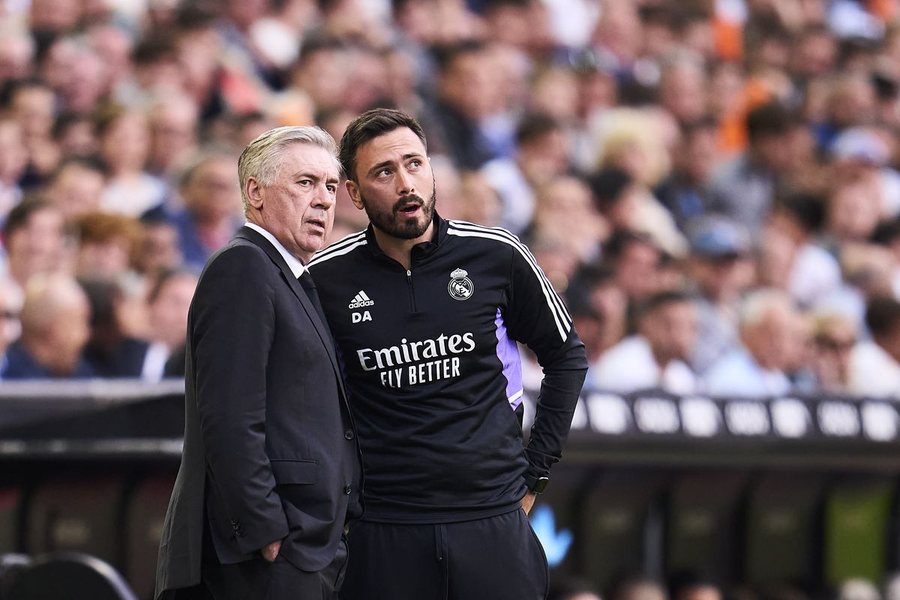 E BUJSHME/ Ancelotti gati të marrë drejtimin e klubit të