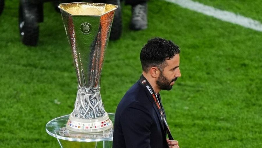 Humbi finalen e Europa League, Ruben Amorim paralajmëron largimin?