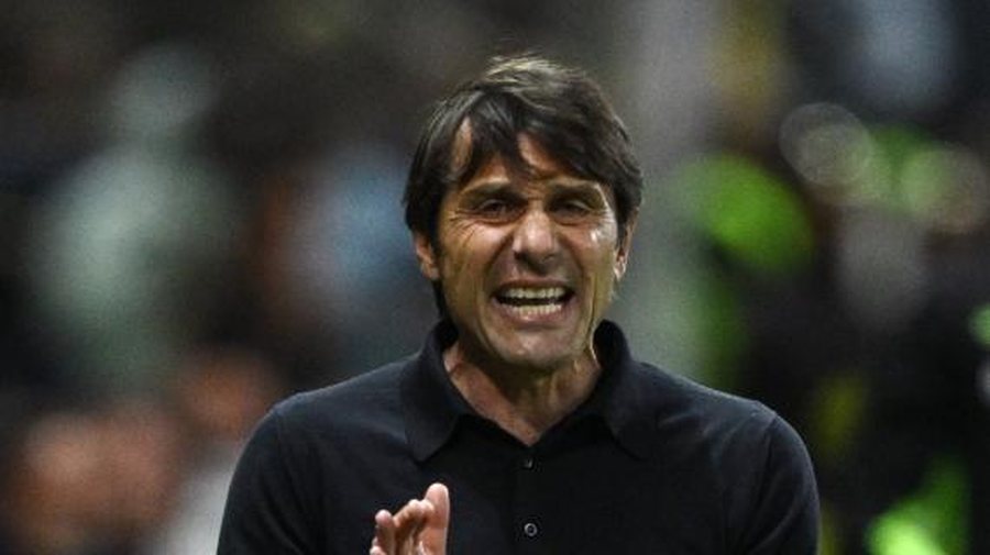 Antonio Conte në “qiellin e shtatë” pas titullit: Sezoni