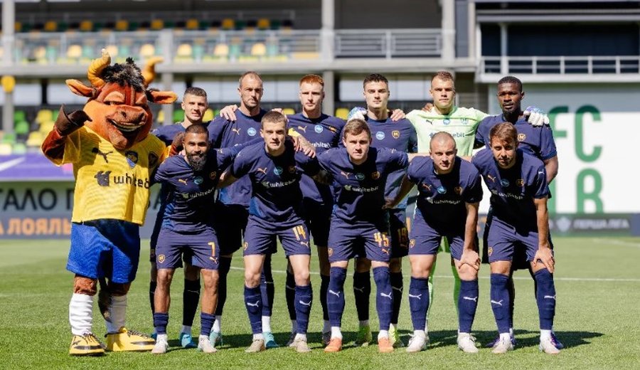 Synojnë ngjitjen në Premier League, ish-i i Partizanit shënon