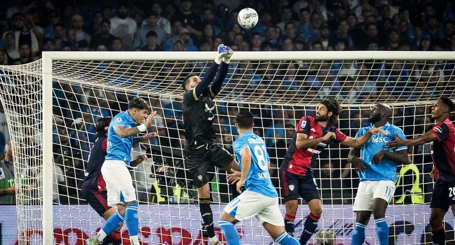 Luajti titullar në sfidën ku Napoli u shpall kampion, REAGON Alen