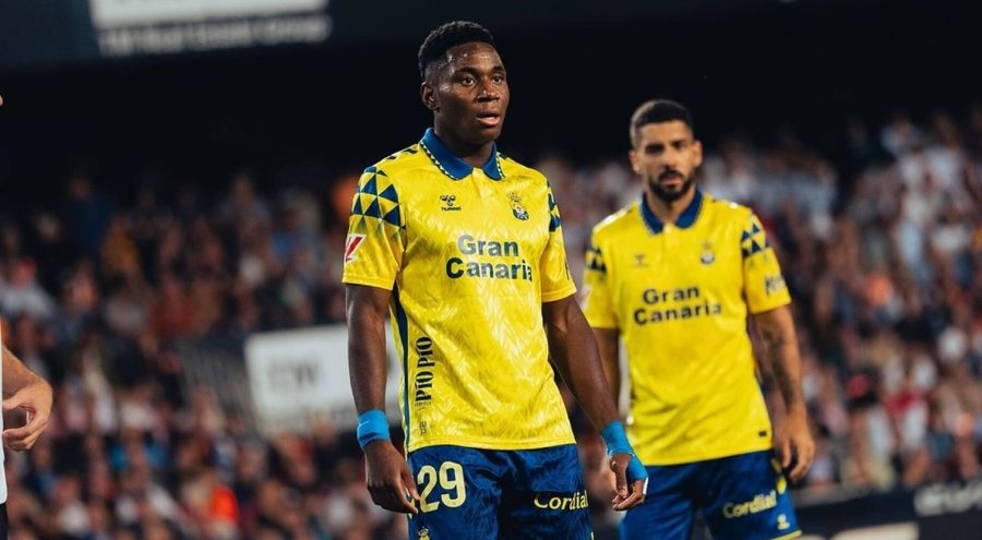 ZYRTARE/ Chelsea përforcon repartin e mesfushës, 20-vjeçari