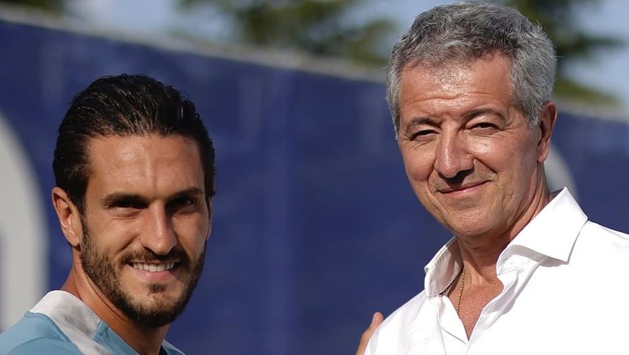 ZYRTARE/ Prej 16 vitesh pjesë e Atleticos, veterani rinovon kontratën