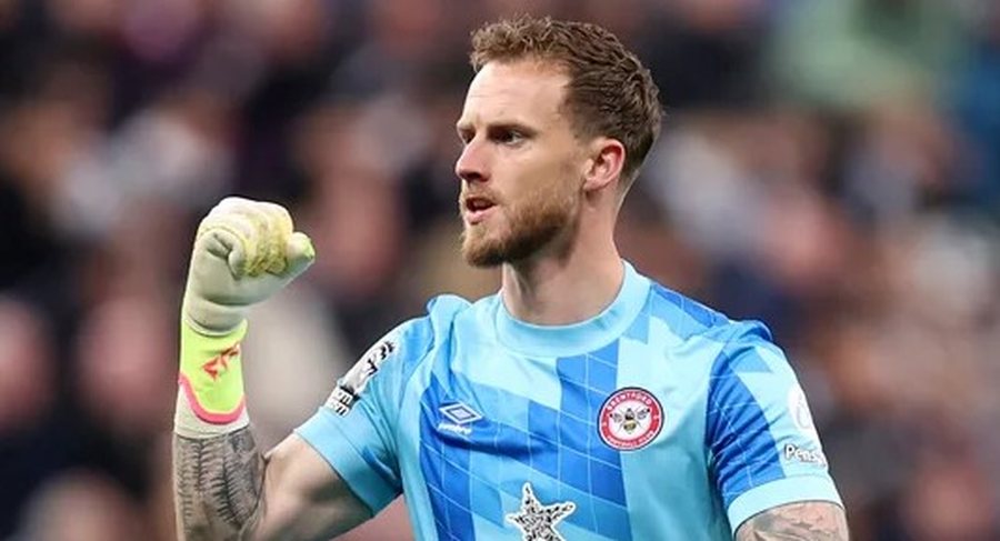 ZYRTARE/ Bayer Leverkusen “blindon” portën, holandezi