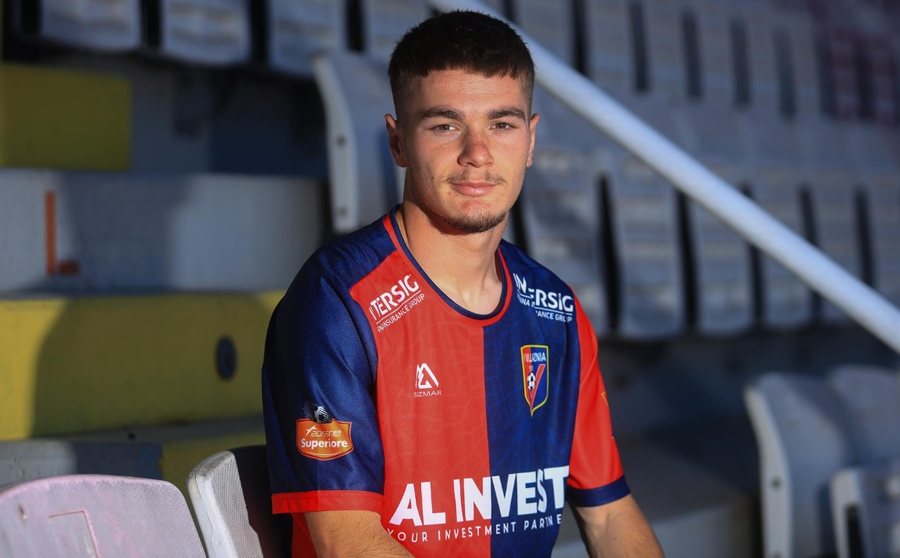 ZYRTARE/ Vllaznia përqendrohet tek rinia, sulmuesi 18-vjeçar firmos