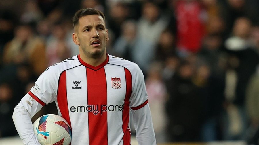 Në prag të sfidës me Serbinë, Sivasspor i Manaj ZYRTARIZON