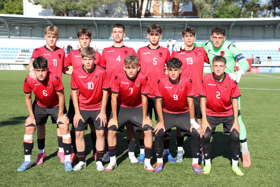 Miqësorja e parë/ Shqipëria U-15 fiton 2-1 me përmbysje ndaj