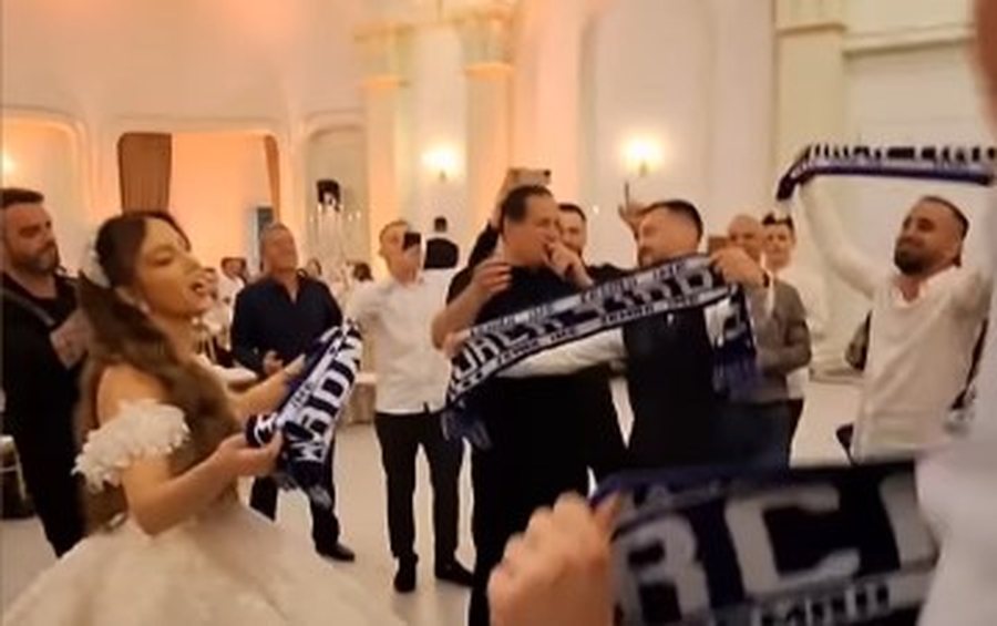VIDEO/ “O Tiron, O Tiron”, Redon Xhixha i jep fund beqarisë