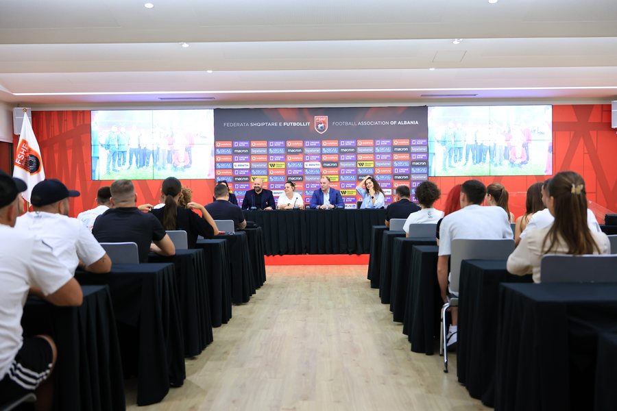 Europiani U-17 “Shqipëri 2025”, të rinjtë nga bota