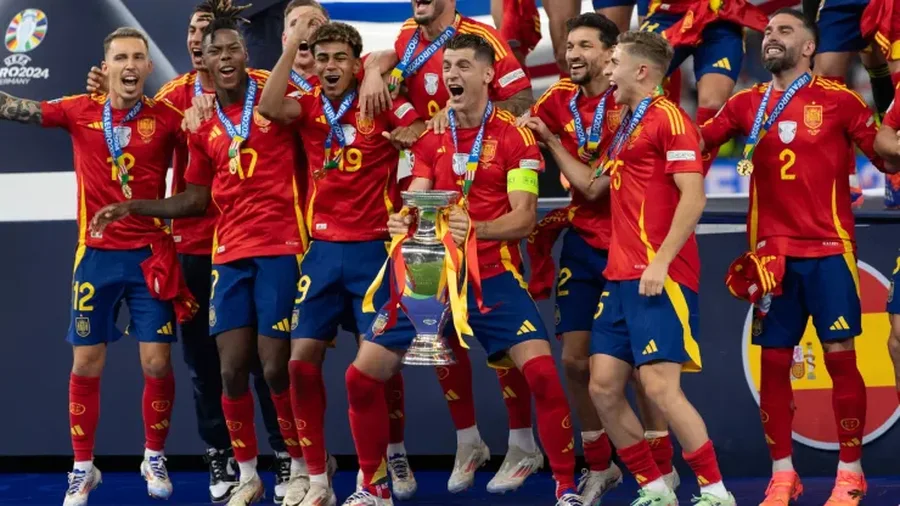 Sulmuesi po bën namin në Spanjë, Barcelona “e