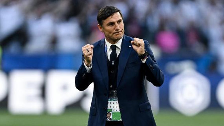 Javier Zanetti ngre në “qiellin e shtatë” yllin