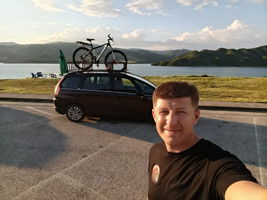 INTERVISTA/ Nga profesioni si shofer te pasioni për çiklizmin,