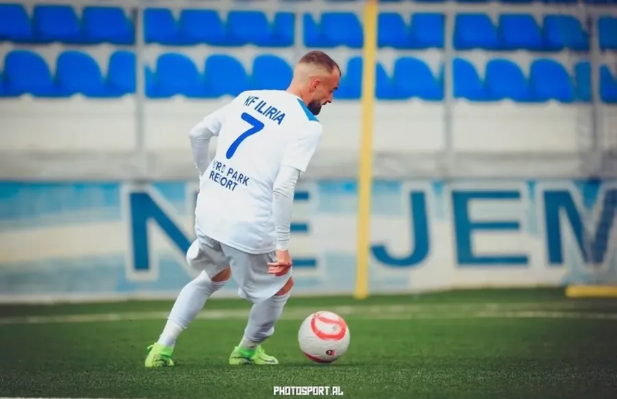 ZYRTARE/ Merkato në dalje te kampionët, sulmuesi njofton largimin