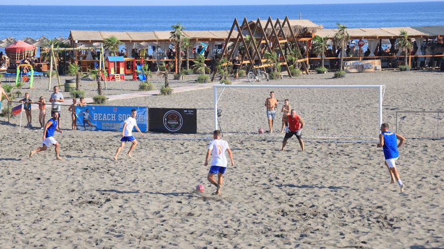 Kampionati i futbollit të plazhit rikthehet në Golem, FSHF hap