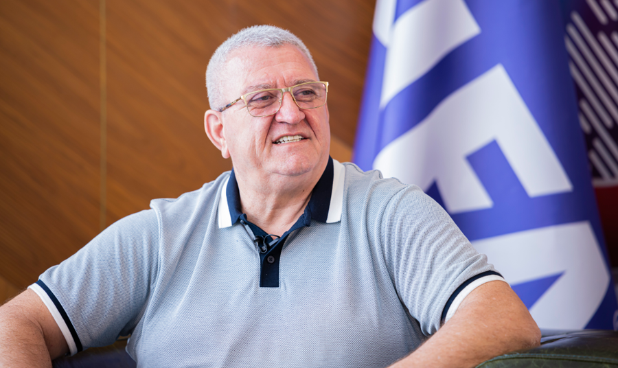 Presidenti Duka analizon futbollin shqiptar & ligjin e sportit: Cenon