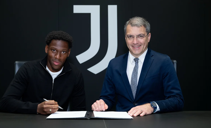 ZYRTARE/ Transferim me peshë në Torino, Jonathan David vesh