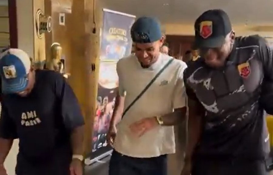 VIDEO që po bën xhiron e rrjetit! Diogo Jota po varrosej, Luis Diaz