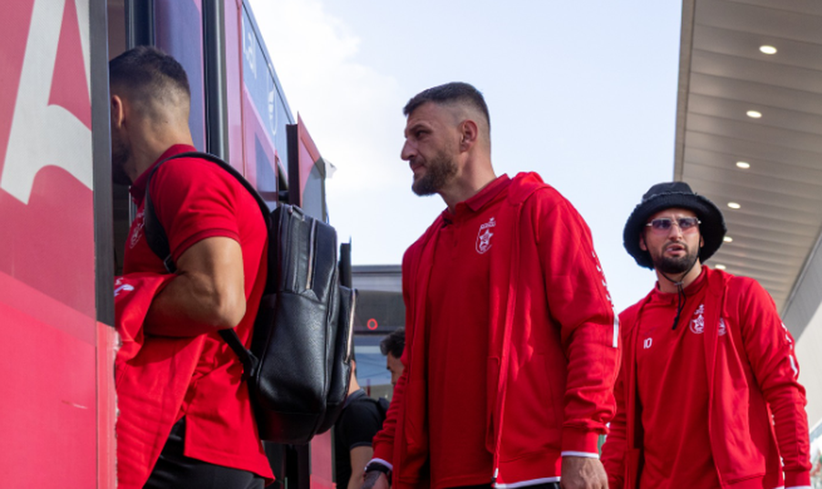 FOTO/ Transferta e vështirë përballë Kalju, ekipi i